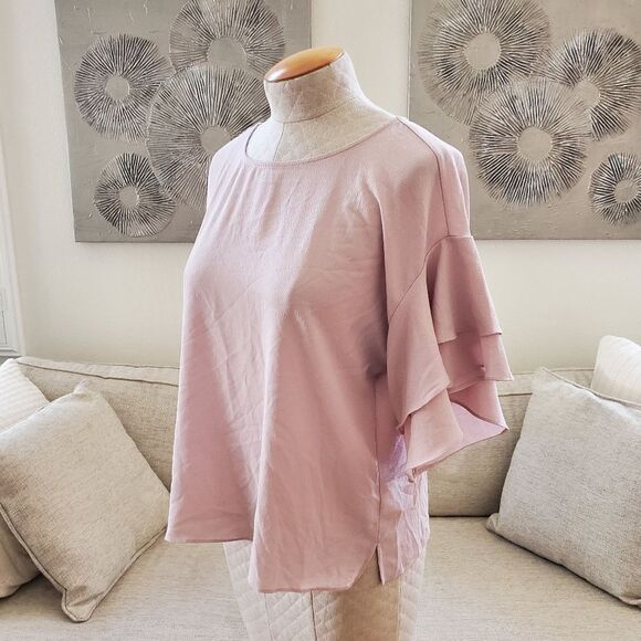 VINCE CAMUTO | Drop Shoulder Ruffle Sleeve Blouse - size Medium in Dusty Rose. - Picture 5 of 11